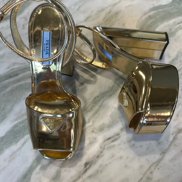 Prada Gold Leather logo Platform Heels / brand new!! - Picture 3 of 4